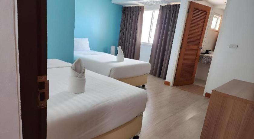 Hotel By Dee @Jomtien Pattaya Exterior foto